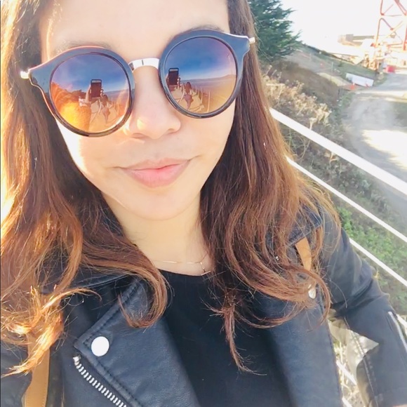 Meet your Posher, Bianca - Picture 1 of 1